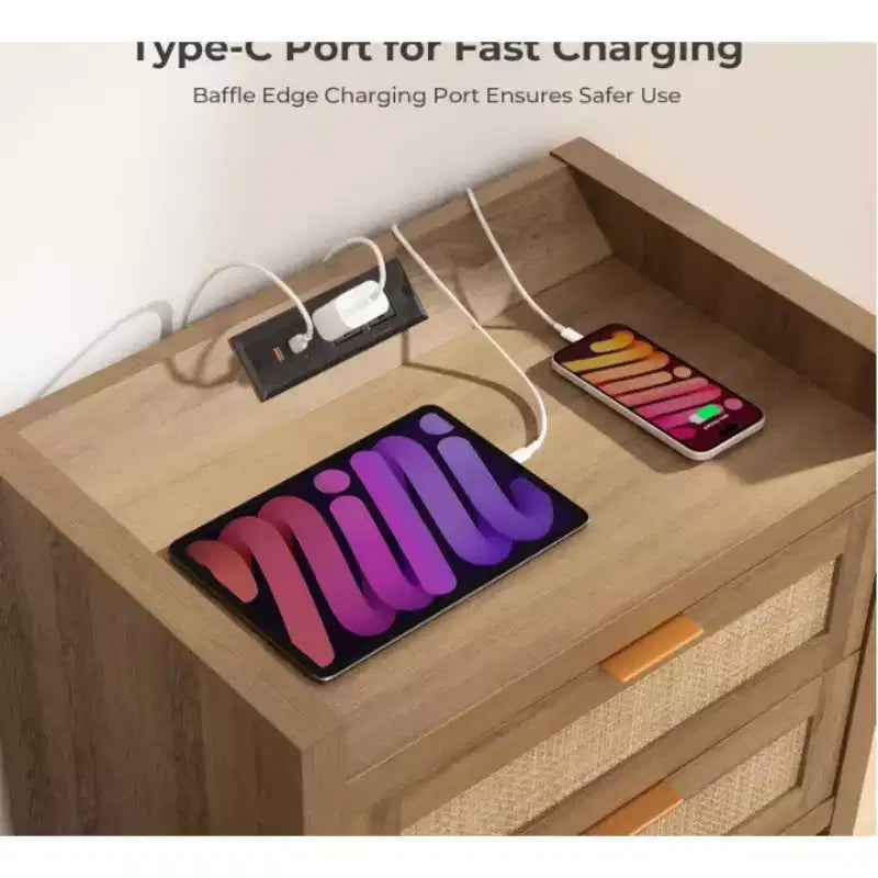 Table de chevet en rotin avec station de charge USB-C, Table de nuit bohème avec 2 tiroirs