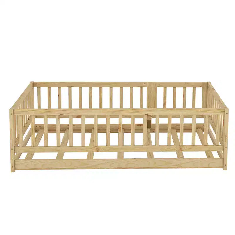Lit au sol en bois avec clôture de sécurité et porte, sommier à lattes pour enfants