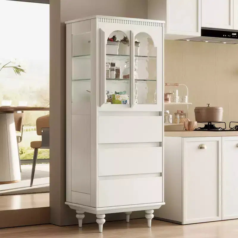 Armoire de cuisine blanche de 144,47 cm de haut avec portes vitrées arquées et 3 tiroirs