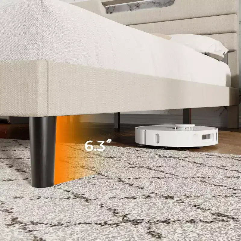 Cadre de lit plateforme King Beige rembourré avec lumières LED et station de recharge