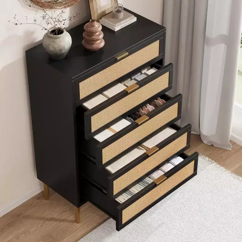 Commode en rotin à 5 tiroirs, armoire de rangement de style ferme de 112 cm de hauteur avec pieds en métal pour chambre à coucher et salon