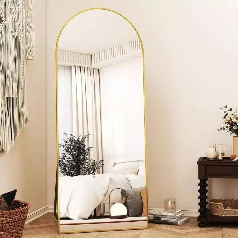 Miroir arqué pleine longueur de 56 pouces avec cadre en aluminium – Doré, à poser ou mural