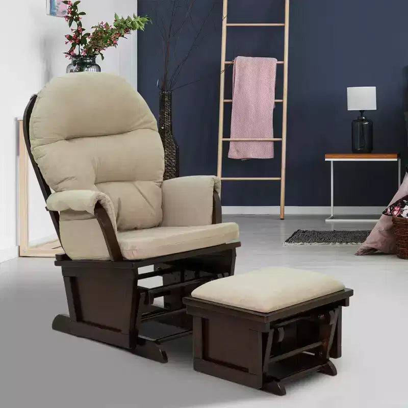 Fauteuil à bascule de puériculture avec pouf, assise rembourrée épaisse et base en bois, blanc cassé